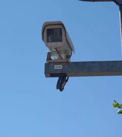 10-videosurveillance-professionnelle-pour-industries