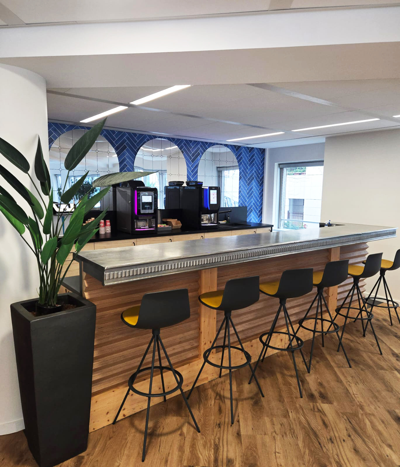 Am&eacute;nagement &eacute;lectrique des bureaux Lagard&egrave;re | SITCF image 7