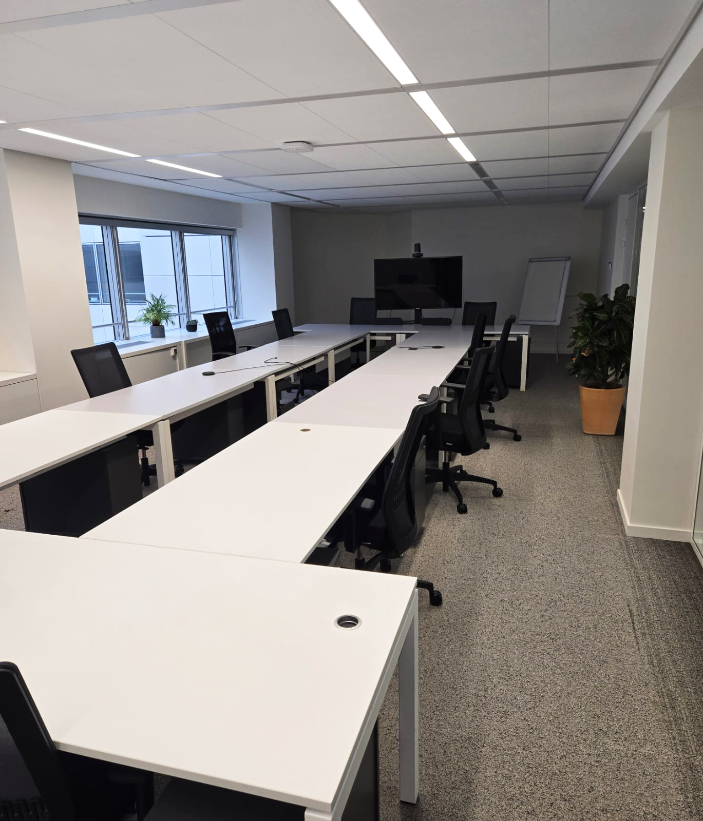 Am&eacute;nagement &eacute;lectrique des bureaux Lagard&egrave;re | SITCF image 11